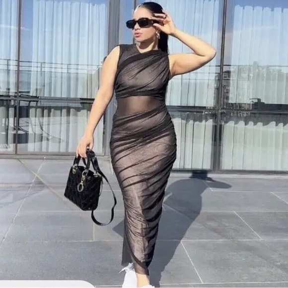 NEW ZARA SS23 BLACK CONTRAST TULLE DRESS - Picture 6 of 9